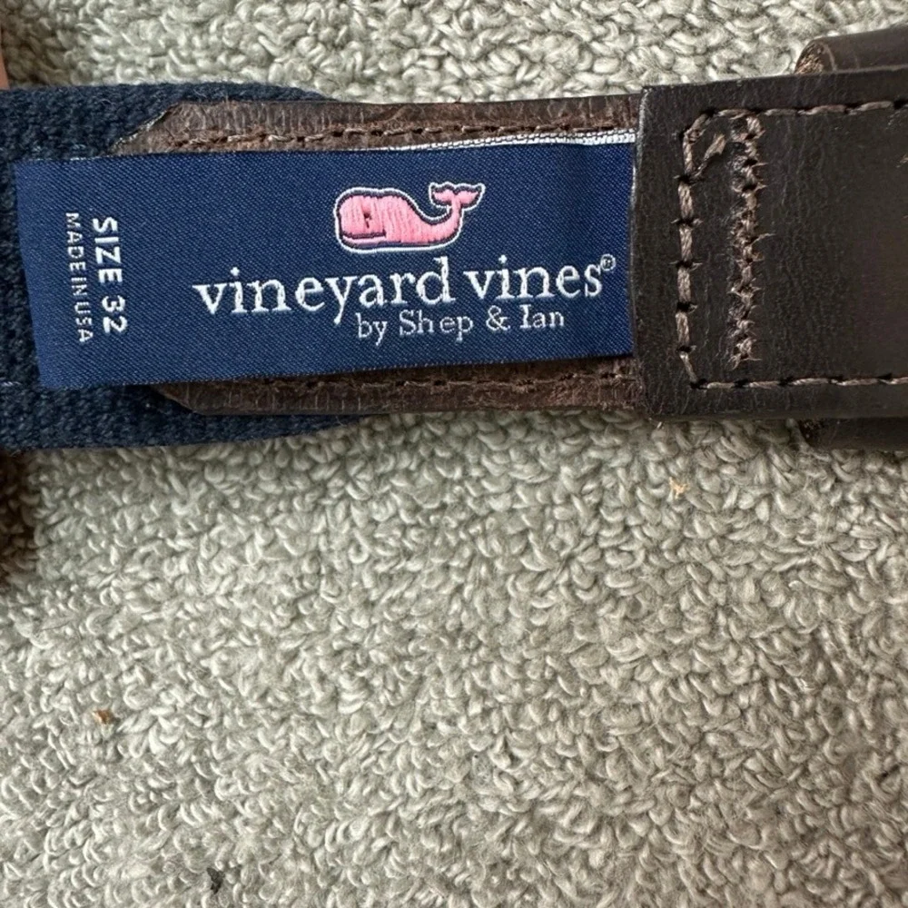 Vineyard Vines Mens 32 Canvas Club Belt Red Island Airplane Navy Leather Brass